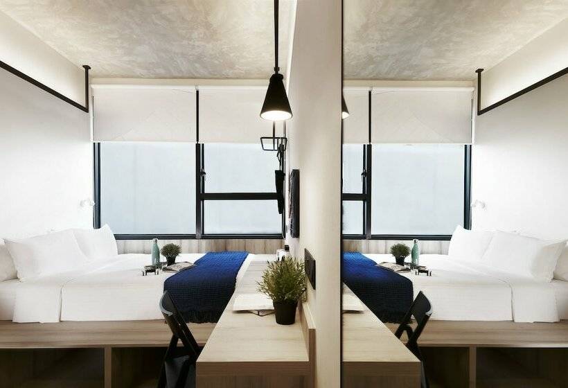 استودیوی استاندارد, Lyf Funan Singapore