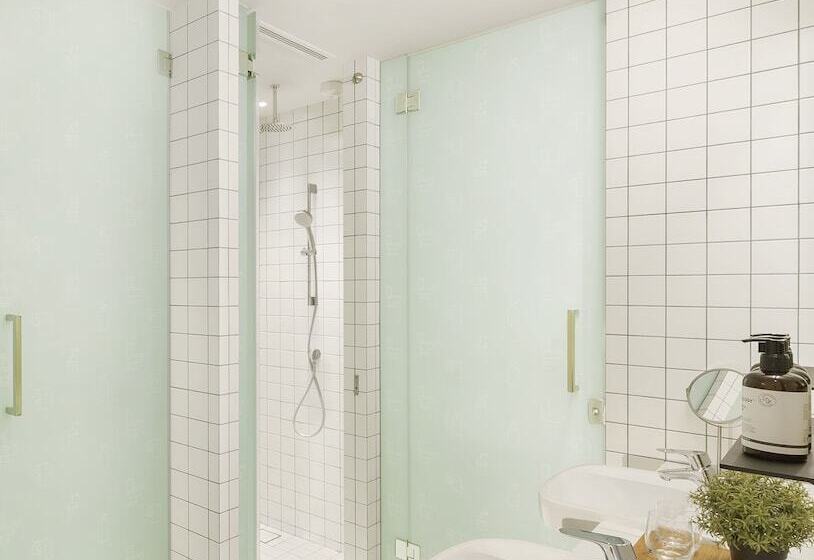 آپارتمان 4 خوابه, Lyf Funan Singapore