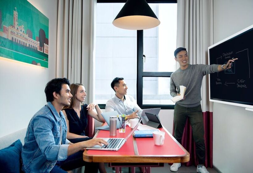 آپارتمان 4 خوابه, Lyf Funan Singapore