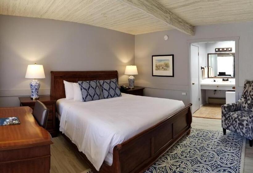 스탠다드 룸 킹사이즈 침대, Carmel Valley Lodge