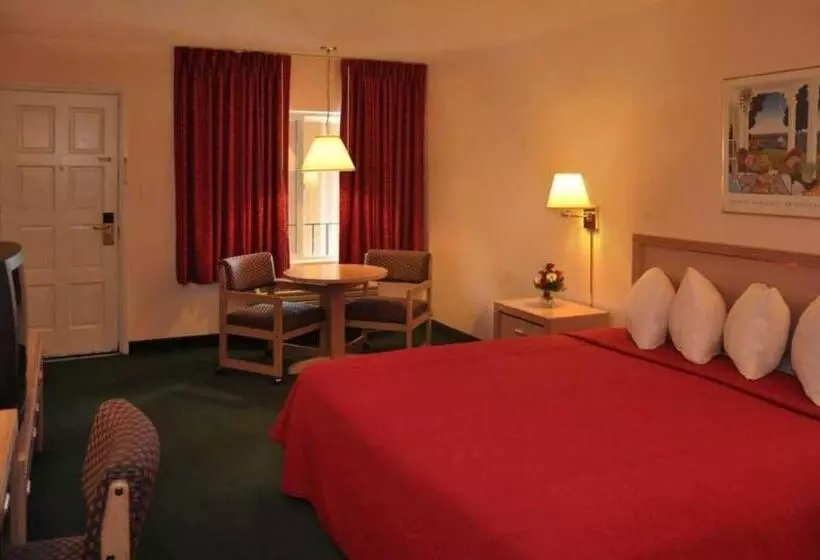 اتاق لوکس با تخت بزرگ, Cimarron Inn Klamath Falls