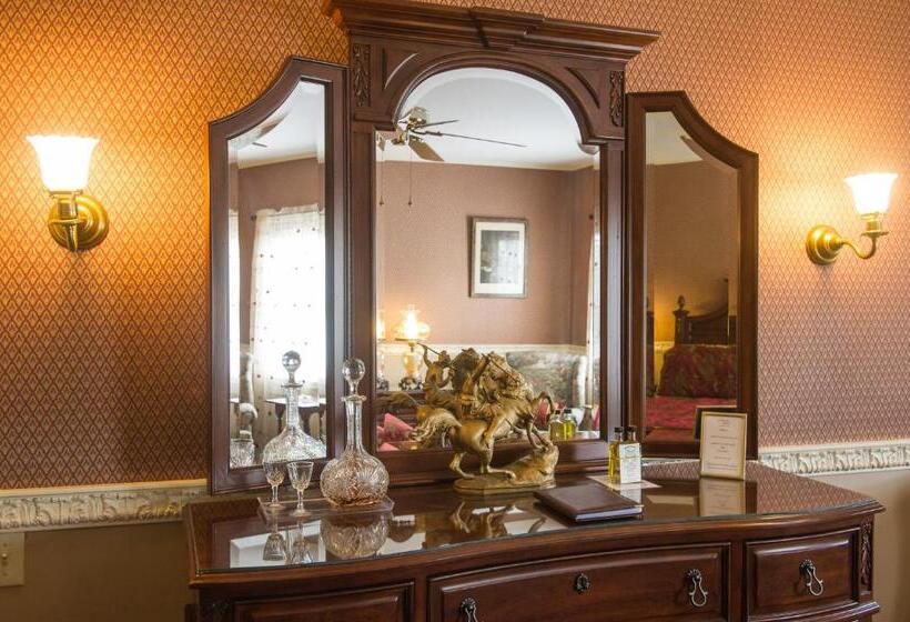 キングサイズベッドのデラックスルーム, Cleftstone Inn