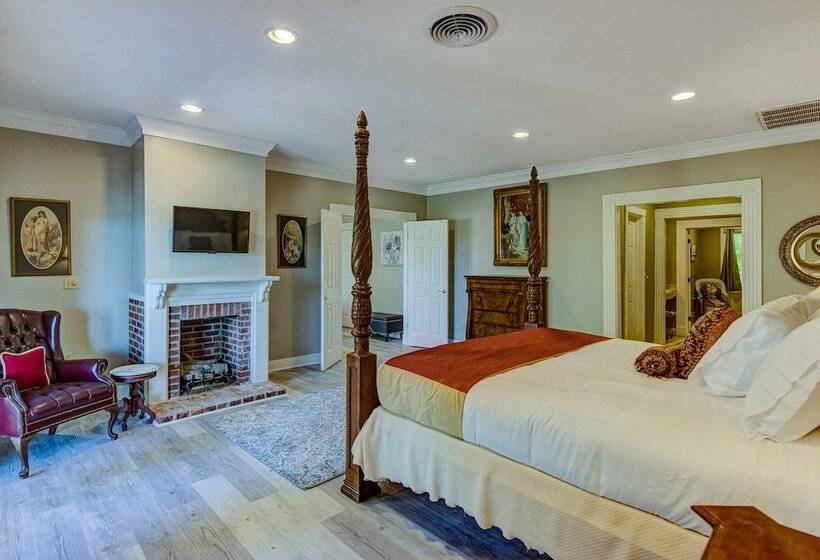 جناح ديلوكس, The Inn At Cedar Grove