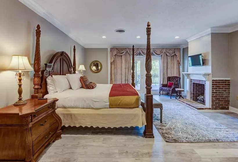 Deluxe Suite, The Inn At Cedar Grove