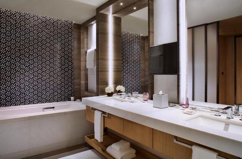 Номер Стандарт 2 Двуспальные Кровати, The Ritzcarlton, Xi An