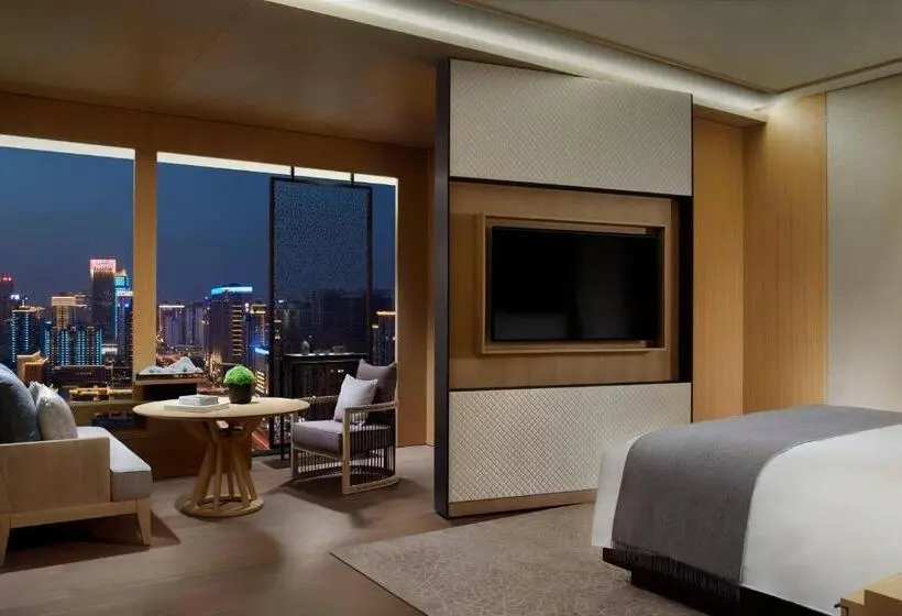 キングサイズベッドのスタンダードルーム, The Ritzcarlton, Xi An