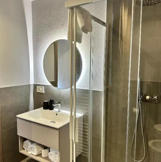 اتاق استاندارد با بالکن, Civico 29 Rooms