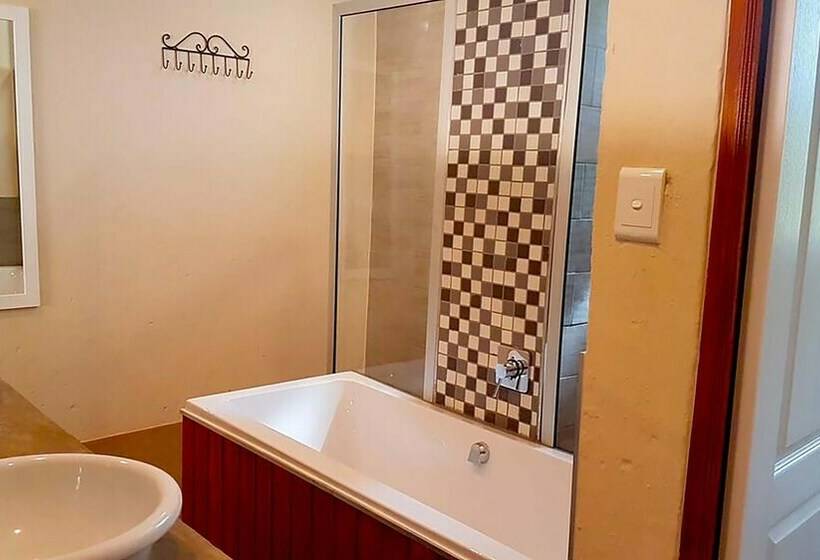 Deluxe Kamer, Rocky Hollow Lodge