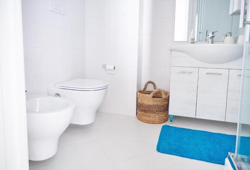 דירת חדר דלוקס, Seabay