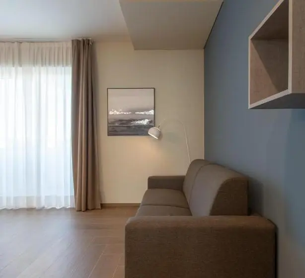 استودیوی لوکس, Atmosfera Apartments & Suites