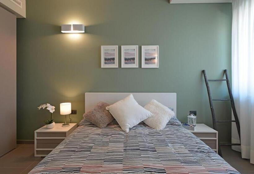 Президентский Люкс, Atmosfera Apartments & Suites