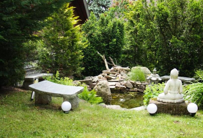 غرفة عائلية, Villa Grenzenlos