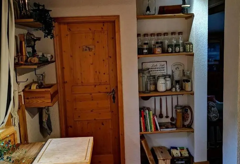 Huoneisto 1 Makuuhuone, Villa Grenzenlos