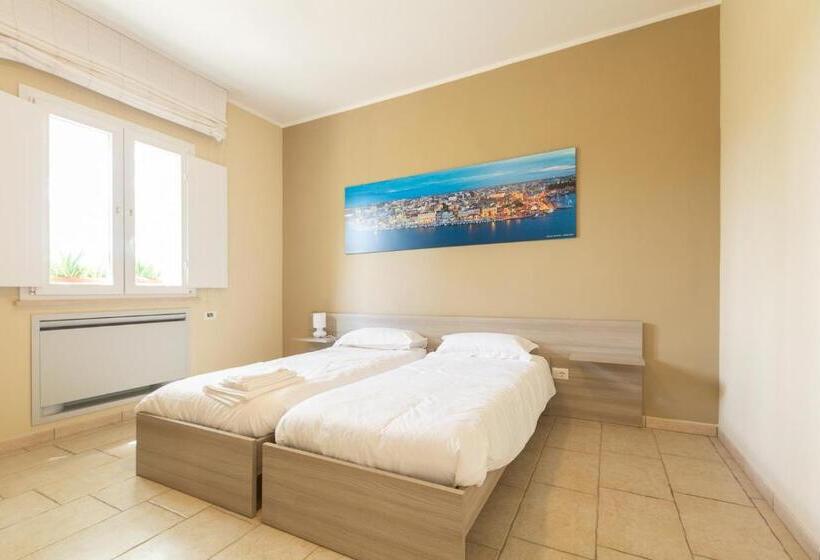 اتاق خانوادگی با سرویس بهداشتی مشترک, Villa Adele B&b