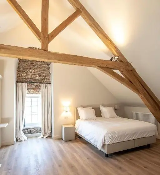 خانه 1 خوابه, Bed & Breakfast Jezuietenplein 21