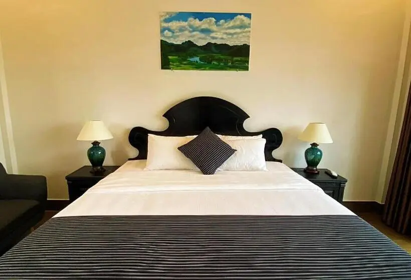 اتاق استاندارد با تخت بزرگ, Karst Villas Phong Nha