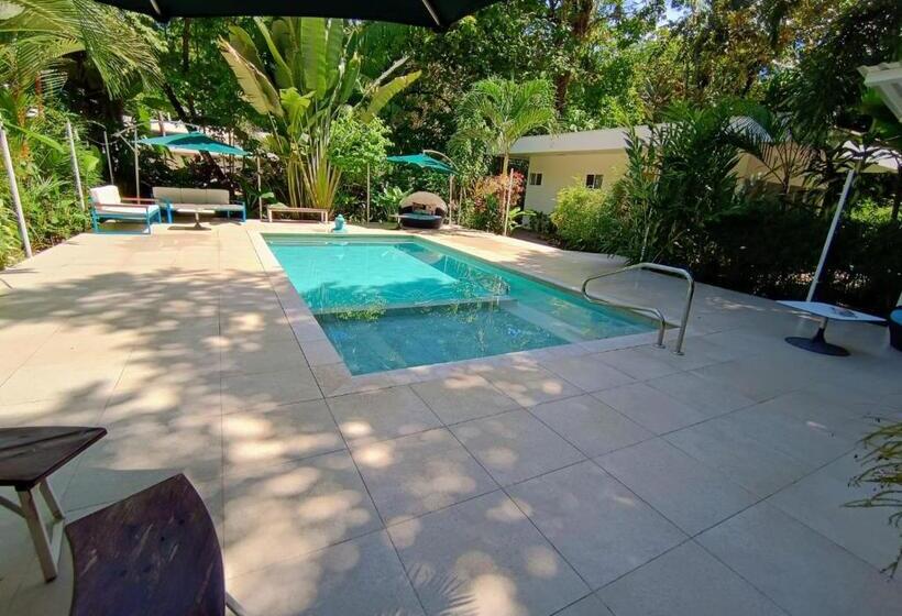 شقة غرفة واحدة, Ojochal Gardens