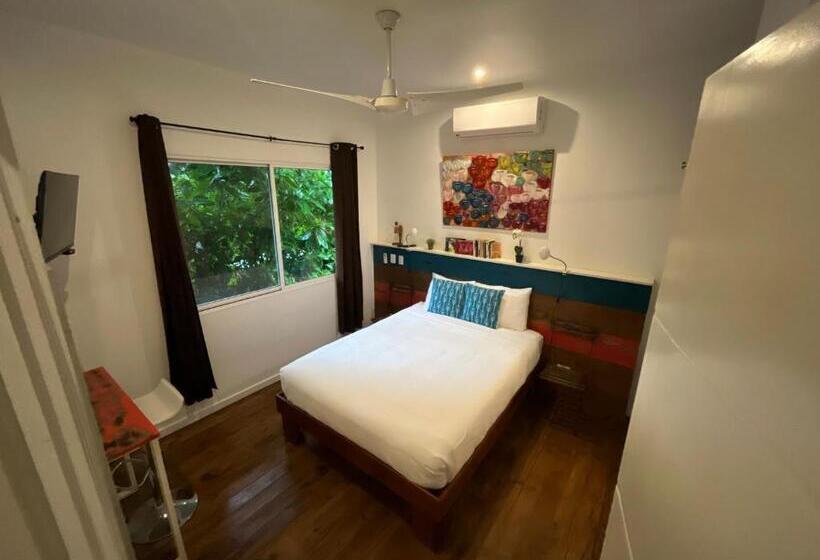 غرفة قياسية, Ojochal Gardens