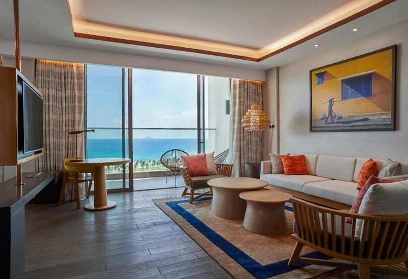 سوییت جونیور اجرایی, Radisson Blu Resort Cam Ranh