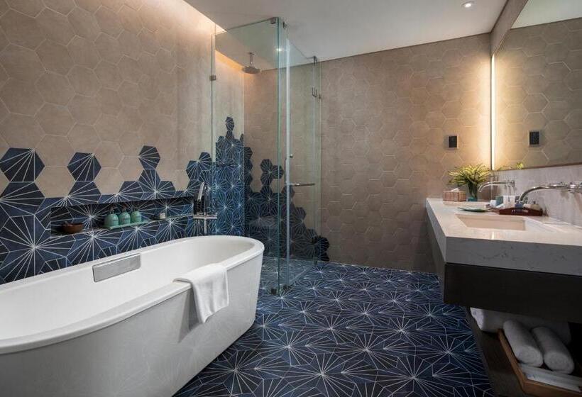 سوئیت اجرایی با چشمانداز دریا, Radisson Blu Resort Cam Ranh