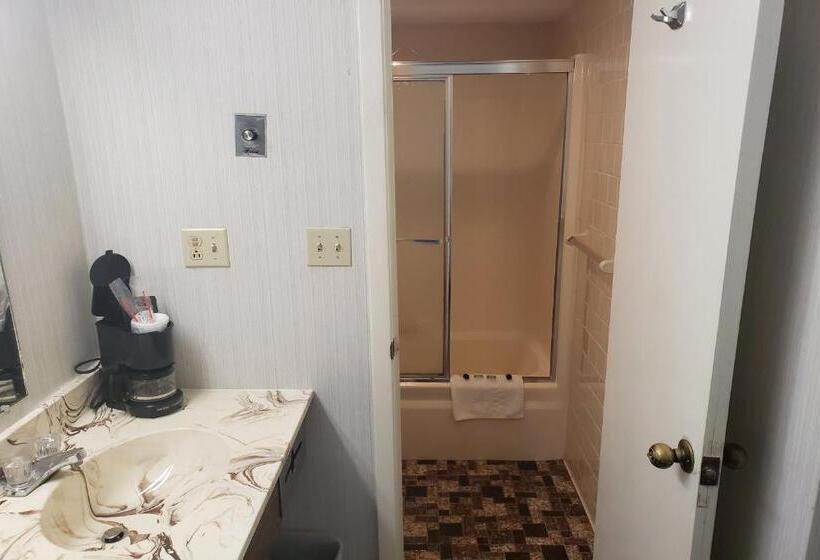 スタンダードルーム, OYO Hotel Whitely City Hwy 27 KY