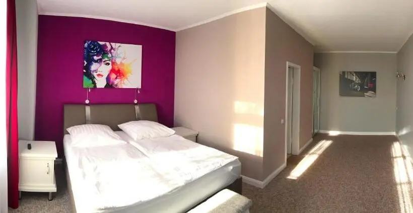 Huoneisto 1 Makuuhuone Pohjakerros, Seehotel Louise