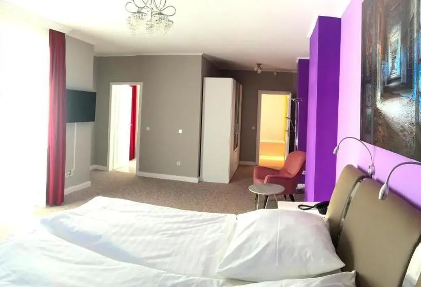 Huoneisto 1 Makuuhuone Parveke, Seehotel Louise