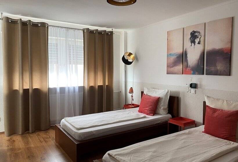 استودیوی استاندارد, Am Hafen