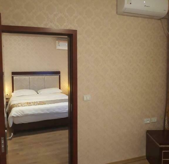 דירת חדר, British Hotel Pogradec