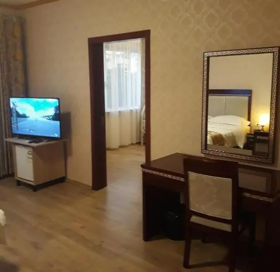 آپارتمان 1 خوابه, British Hotel Pogradec