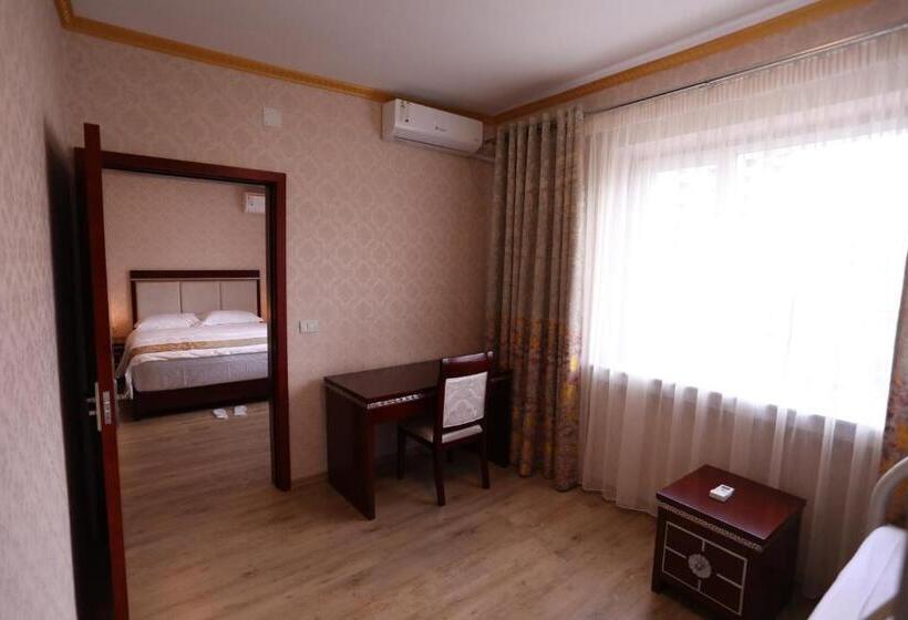带1个卧室的公寓, British Hotel Pogradec