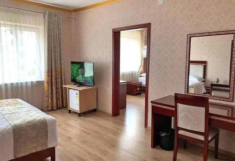 آپارتمان 1 خوابه, British Hotel Pogradec
