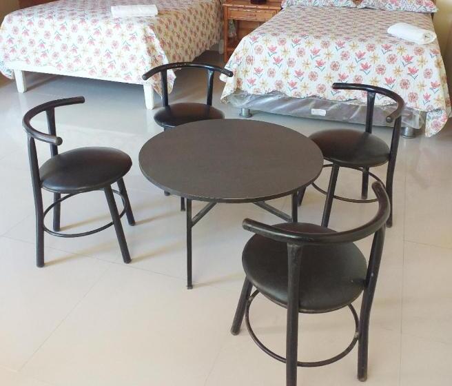 اتاق استاندارد, Hospedaje La Huega