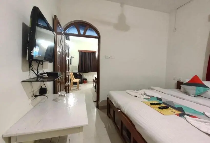 Chambre Familiale, Rj14 Accommodations At Baga Beach