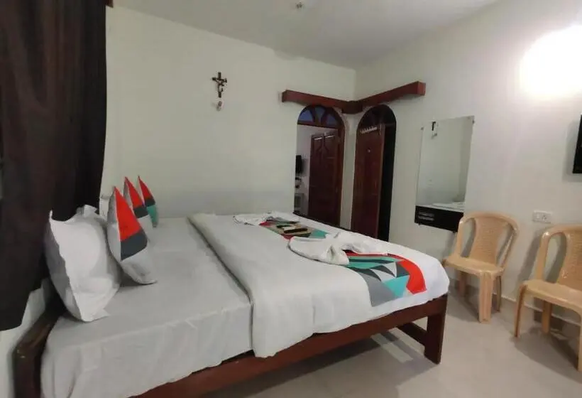 Chambre Familiale, Rj14 Accommodations At Baga Beach