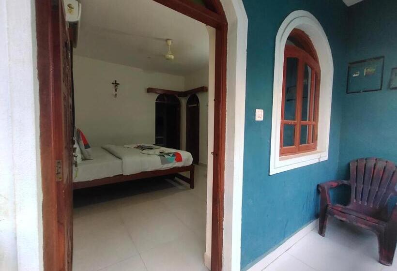 Семейный Номер, Rj14 Accommodations At Baga Beach