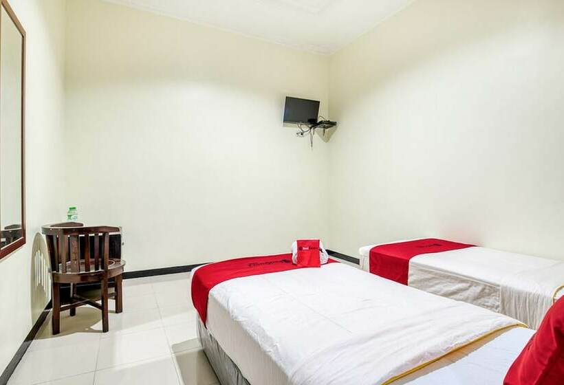 经济房, Reddoorz Syariah @ Ketintang Surabaya