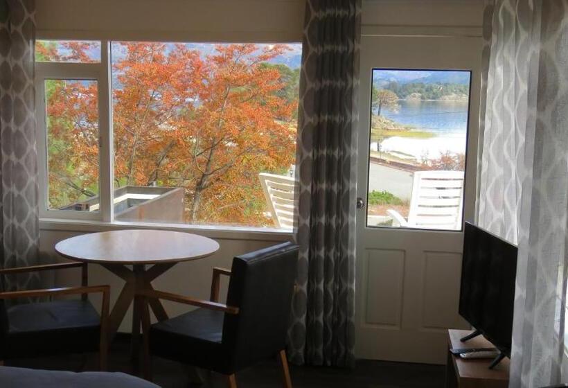 1 Bedroom Apartment Lake View, Apart Costanera