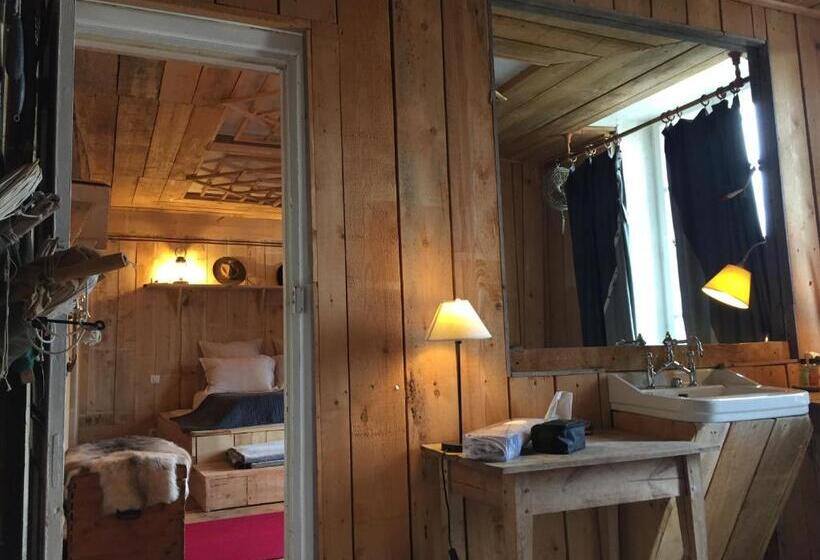 غرفة قياسية, Comptoir D Aubrac