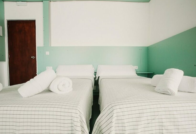 带海景的标准房, Subup Hostel