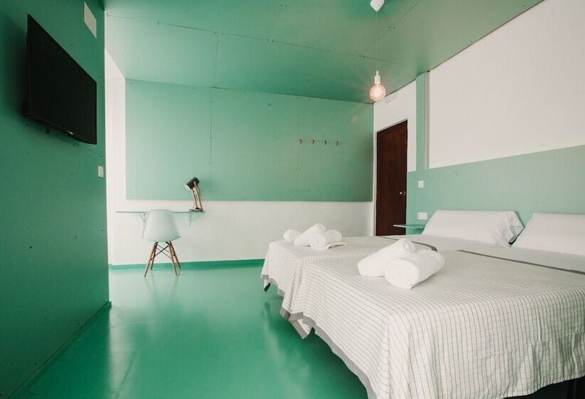 家庭间, Subup Hostel