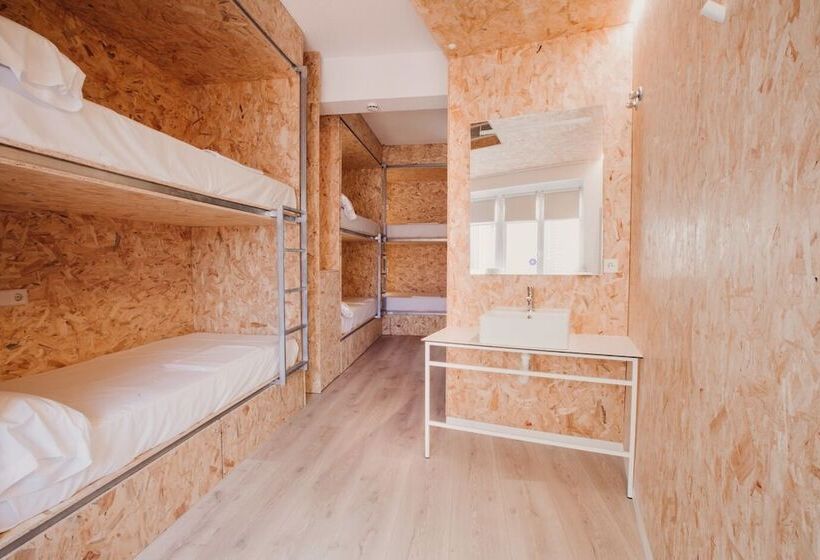 标准间, Subup Hostel