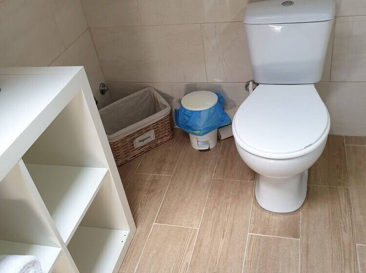 اتاق اکونومی, Solar Transmontano