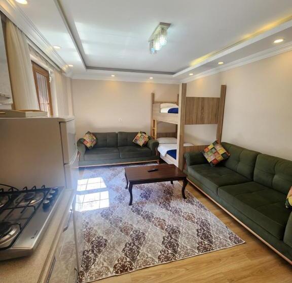 דירת שלושה חדרים, Trend Suite