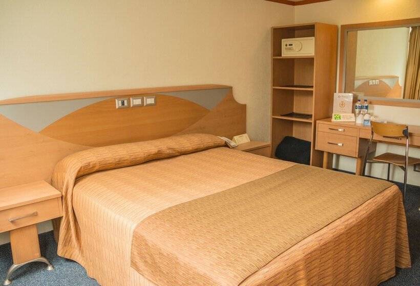 Номер Стандарт, Milan Cdmx