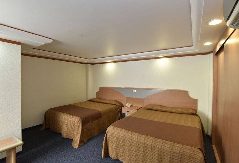 Номер Стандарт, Milan Cdmx