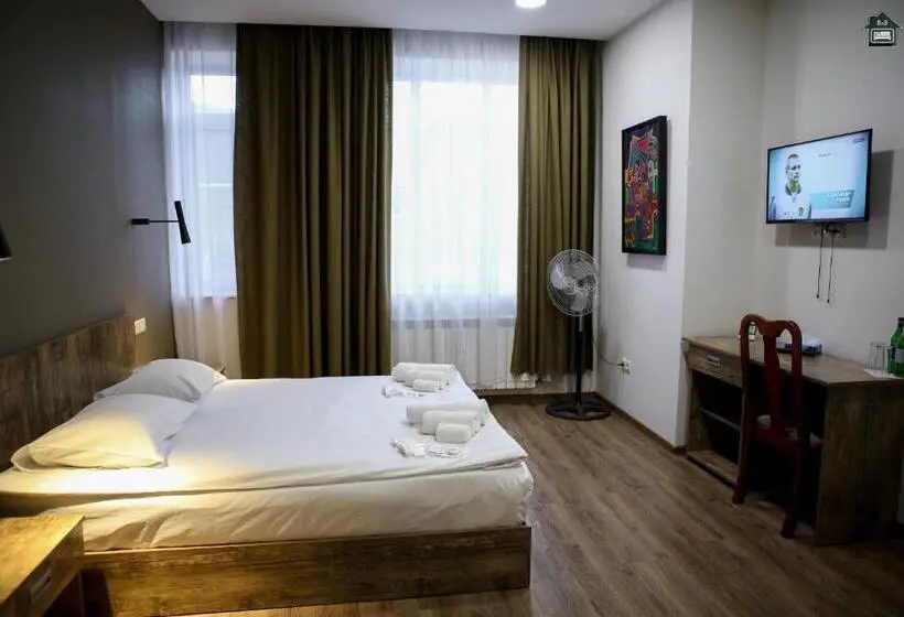 اتاق استاندارد با تخت بزرگ, Gyurji Home   Guest House In Gyumri