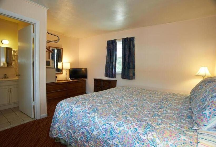 带大床的标准间, Clinton Motel
