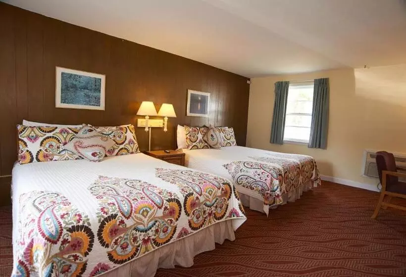 デラックスルーム, Clinton Motel