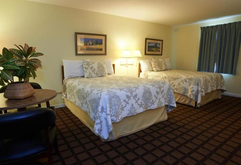 Номер Deluxe, Clinton Motel